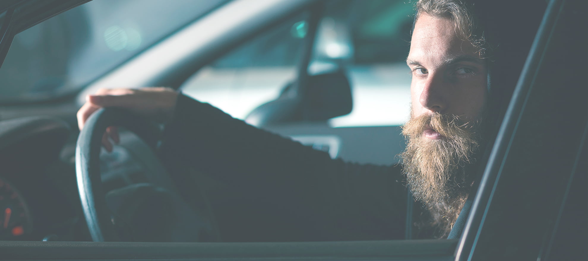 传统 LCD 显示器